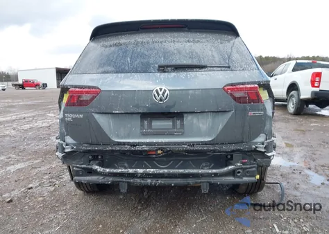 2021 Volkswagen Tiguan 2.0T Se/2.0T Se R-Line Black/2.0T Sel z USA, uszkodzony, nr VIN 3VV2B7AX5MM037525